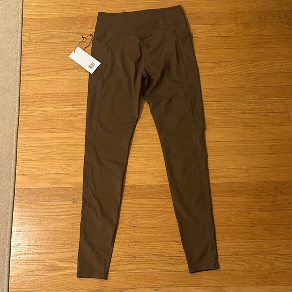 Girlfriend Collective Cafe Compressive Drawstring Pocket Leggings Medium M - Picture 4 of 10